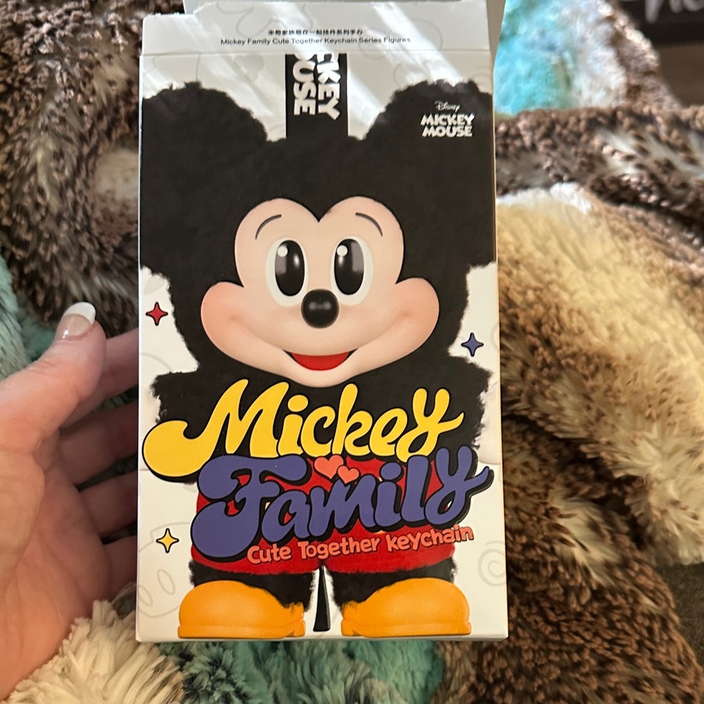 Mickey & Family, Goofy